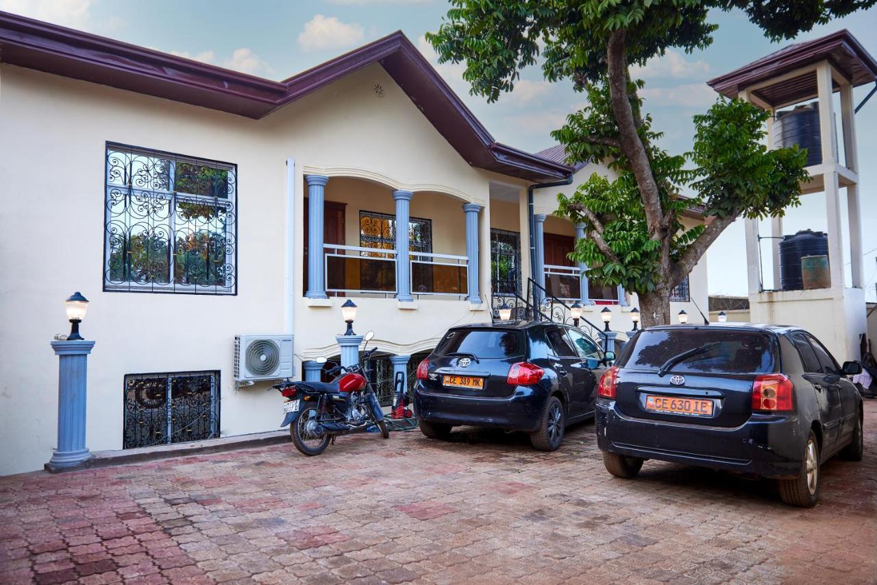 Residence Noumsi Yaoundé Kültér fotó